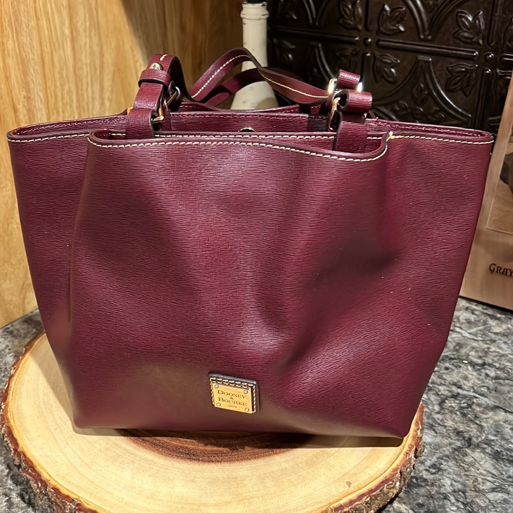 Dooney & Bourke burgundy purse